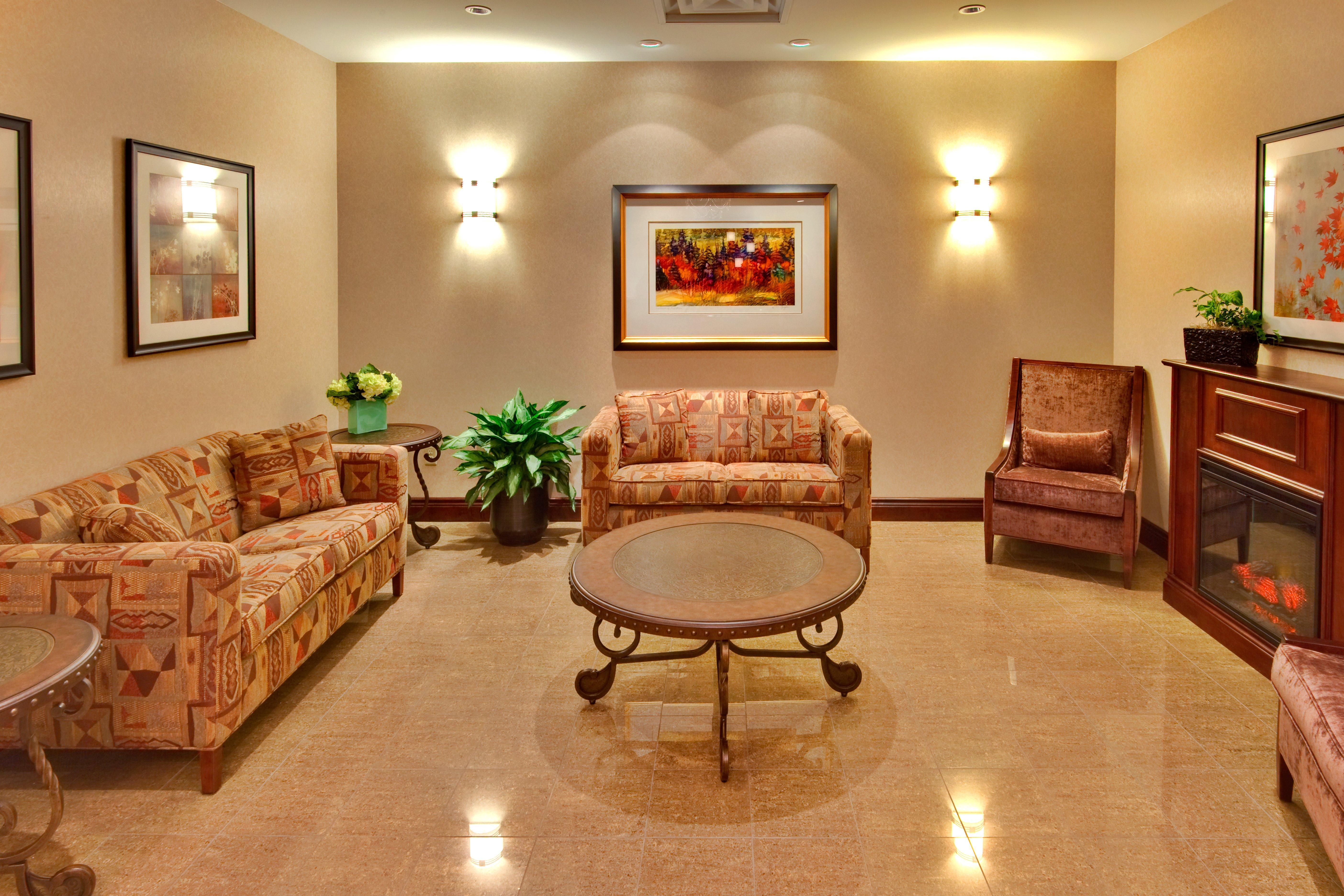 Holiday Inn Express Hotel & Suites Brockville By Ihg Exterior foto