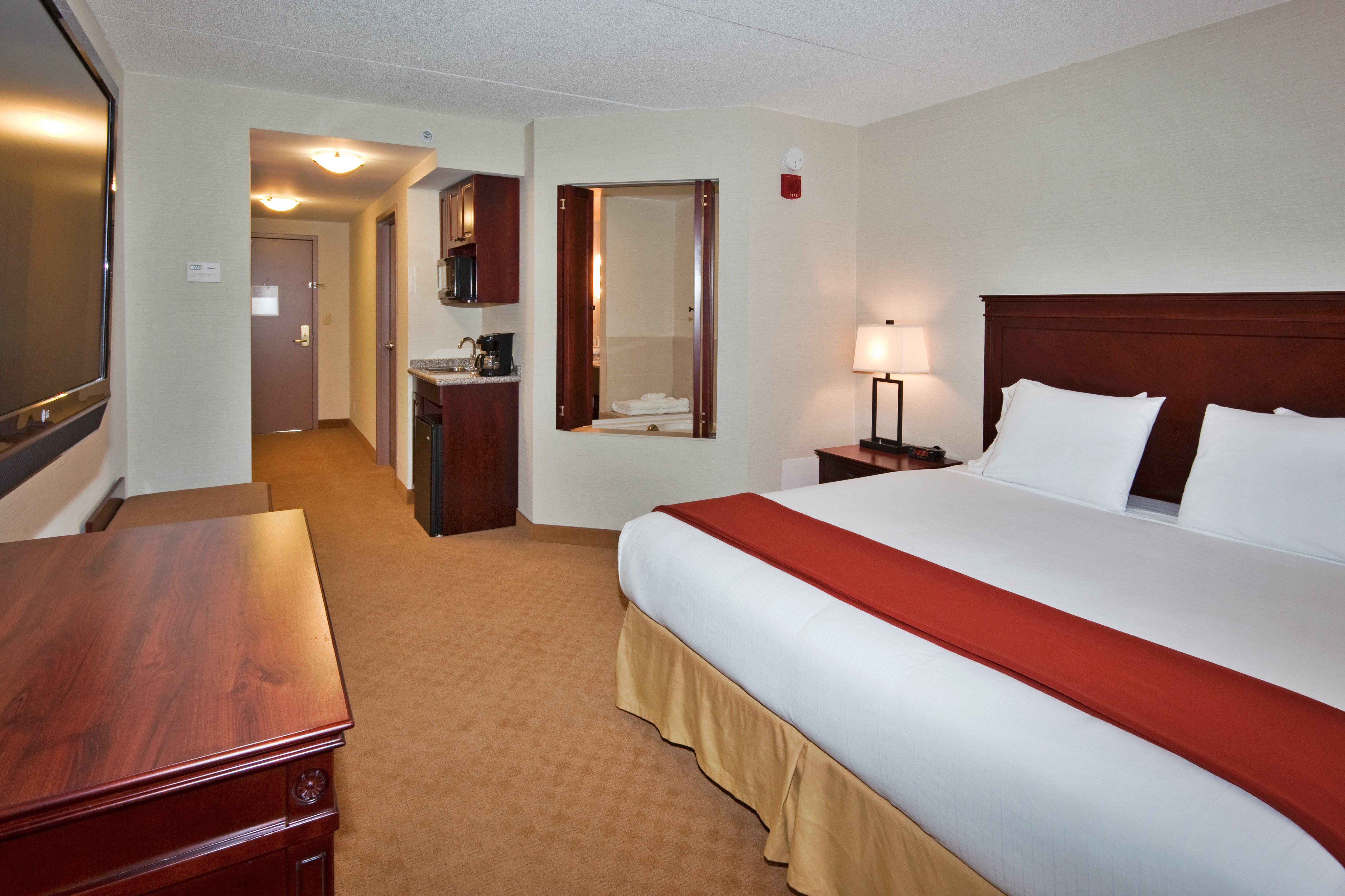 Holiday Inn Express Hotel & Suites Brockville By Ihg Exterior foto