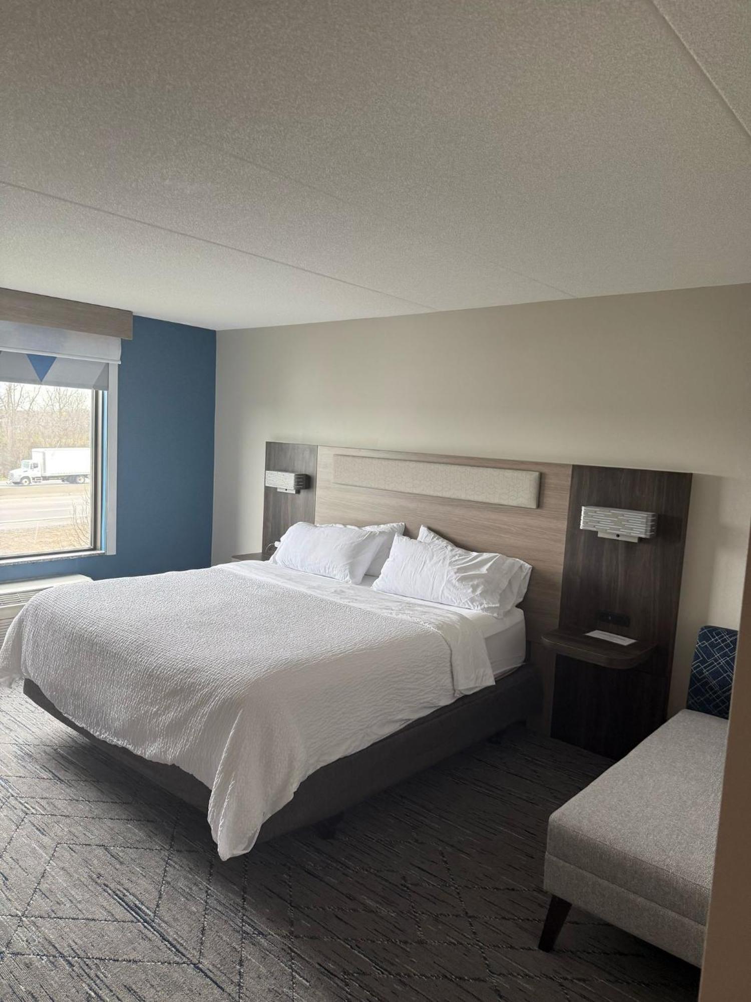 Holiday Inn Express Hotel & Suites Brockville By Ihg Exterior foto