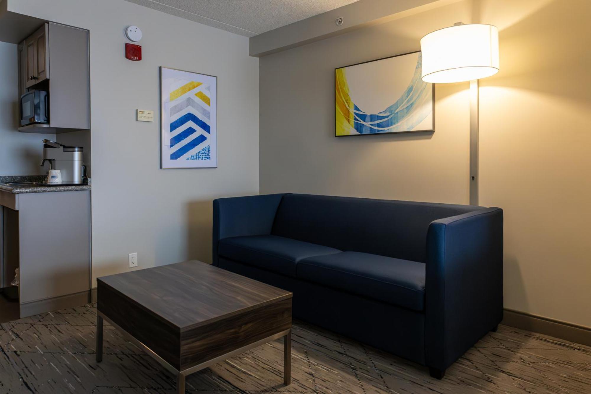 Holiday Inn Express Hotel & Suites Brockville By Ihg Exterior foto