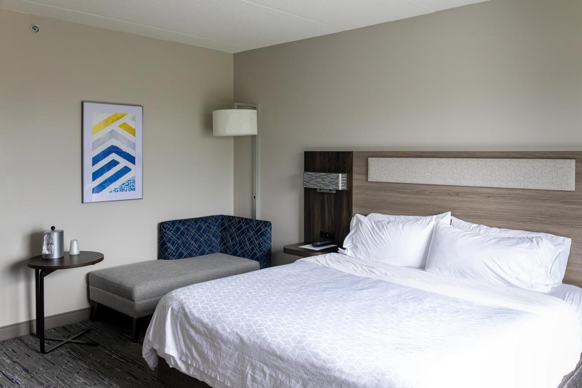 Holiday Inn Express Hotel & Suites Brockville By Ihg Exterior foto