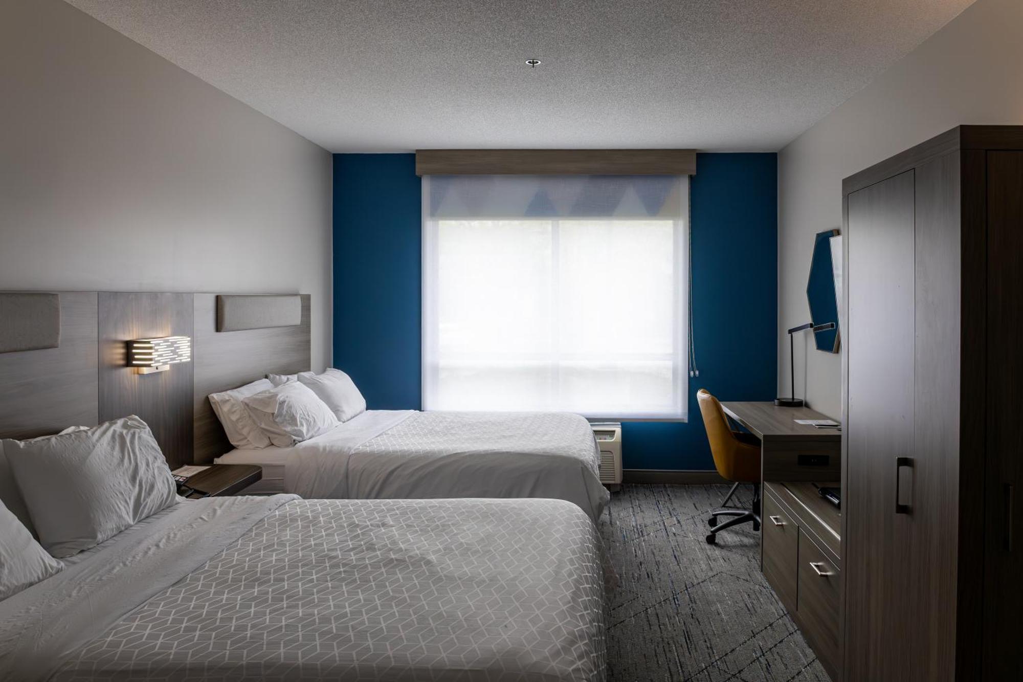 Holiday Inn Express Hotel & Suites Brockville By Ihg Exterior foto