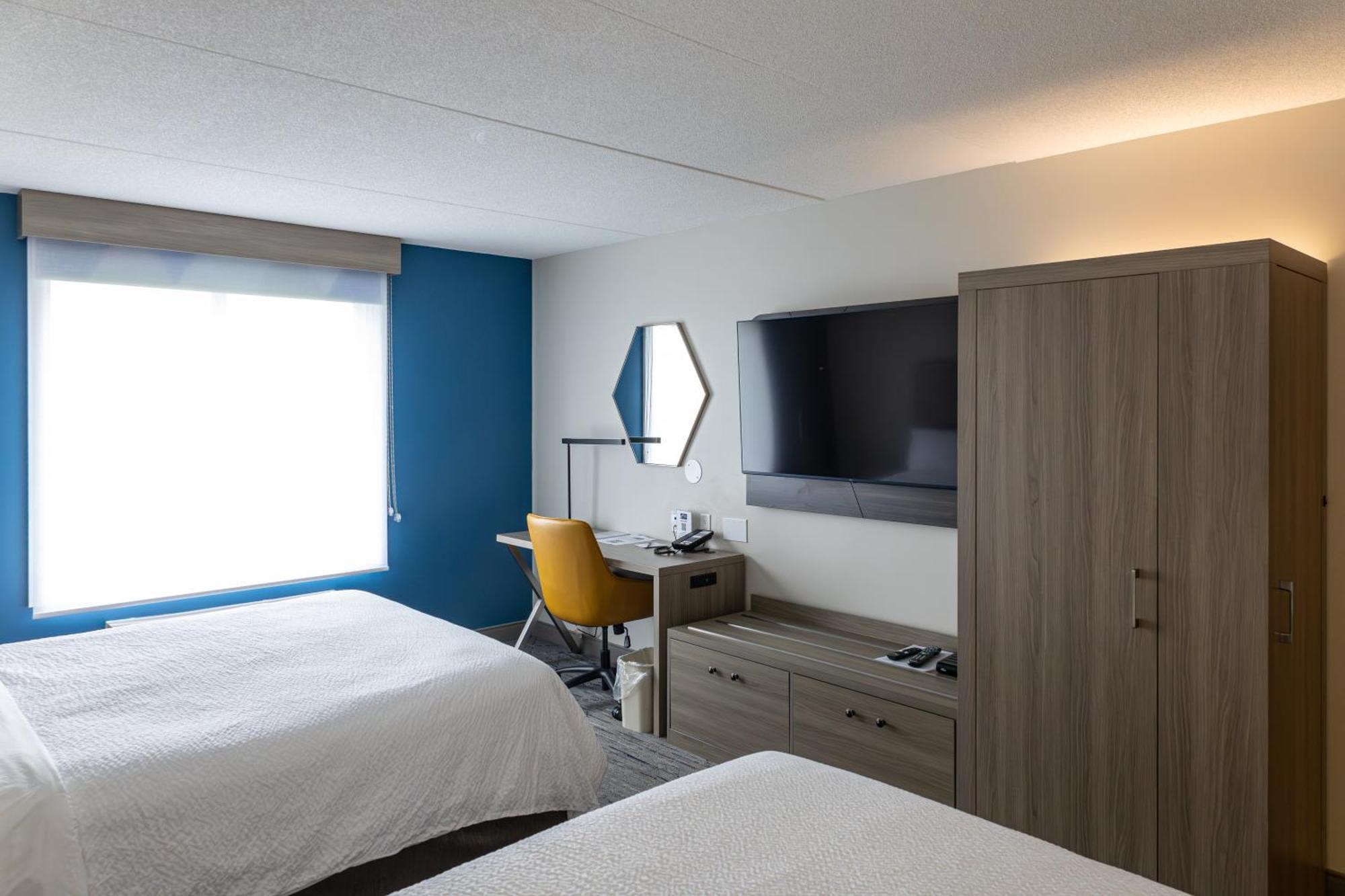 Holiday Inn Express Hotel & Suites Brockville By Ihg Exterior foto