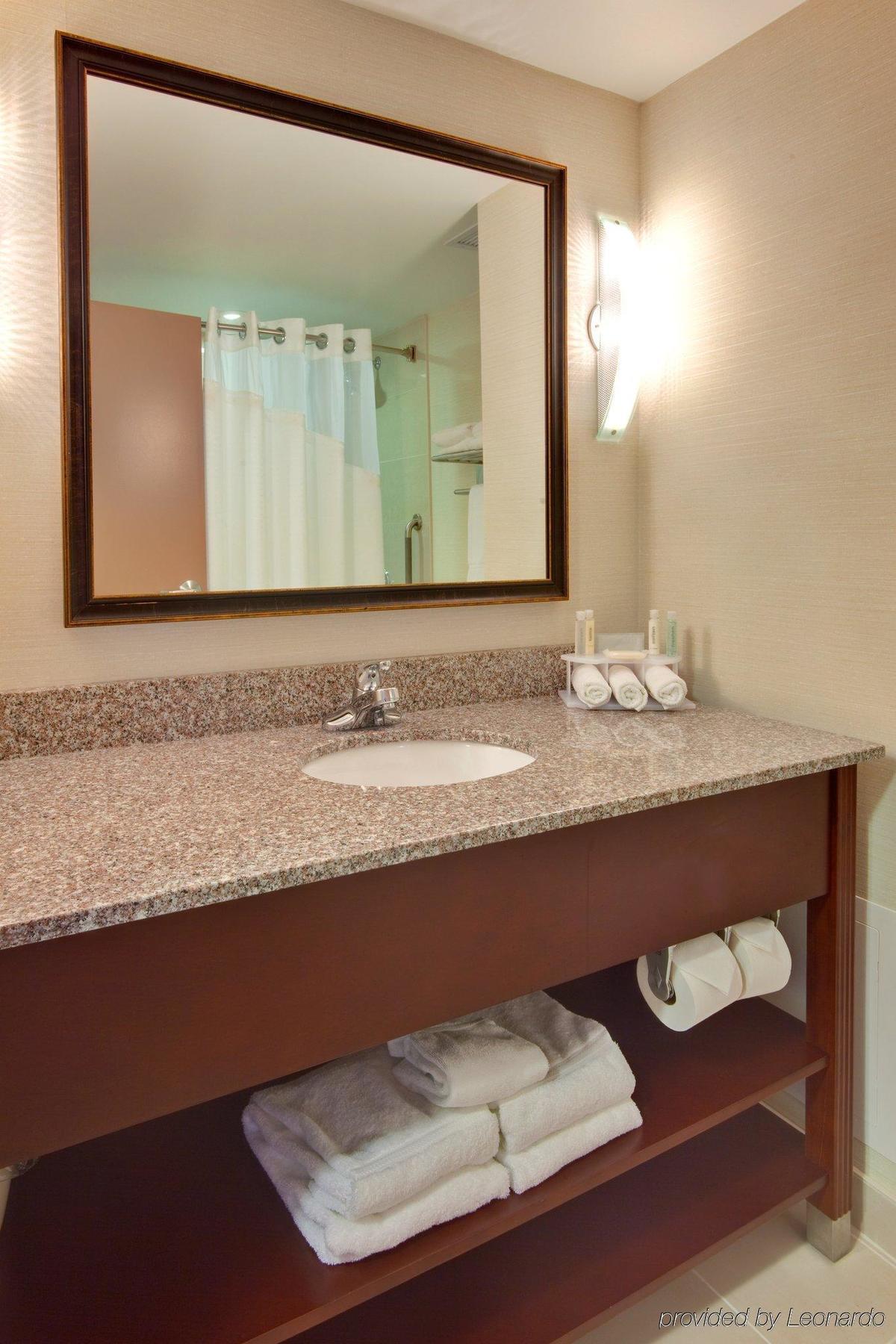 Holiday Inn Express Hotel & Suites Brockville By Ihg Cameră foto