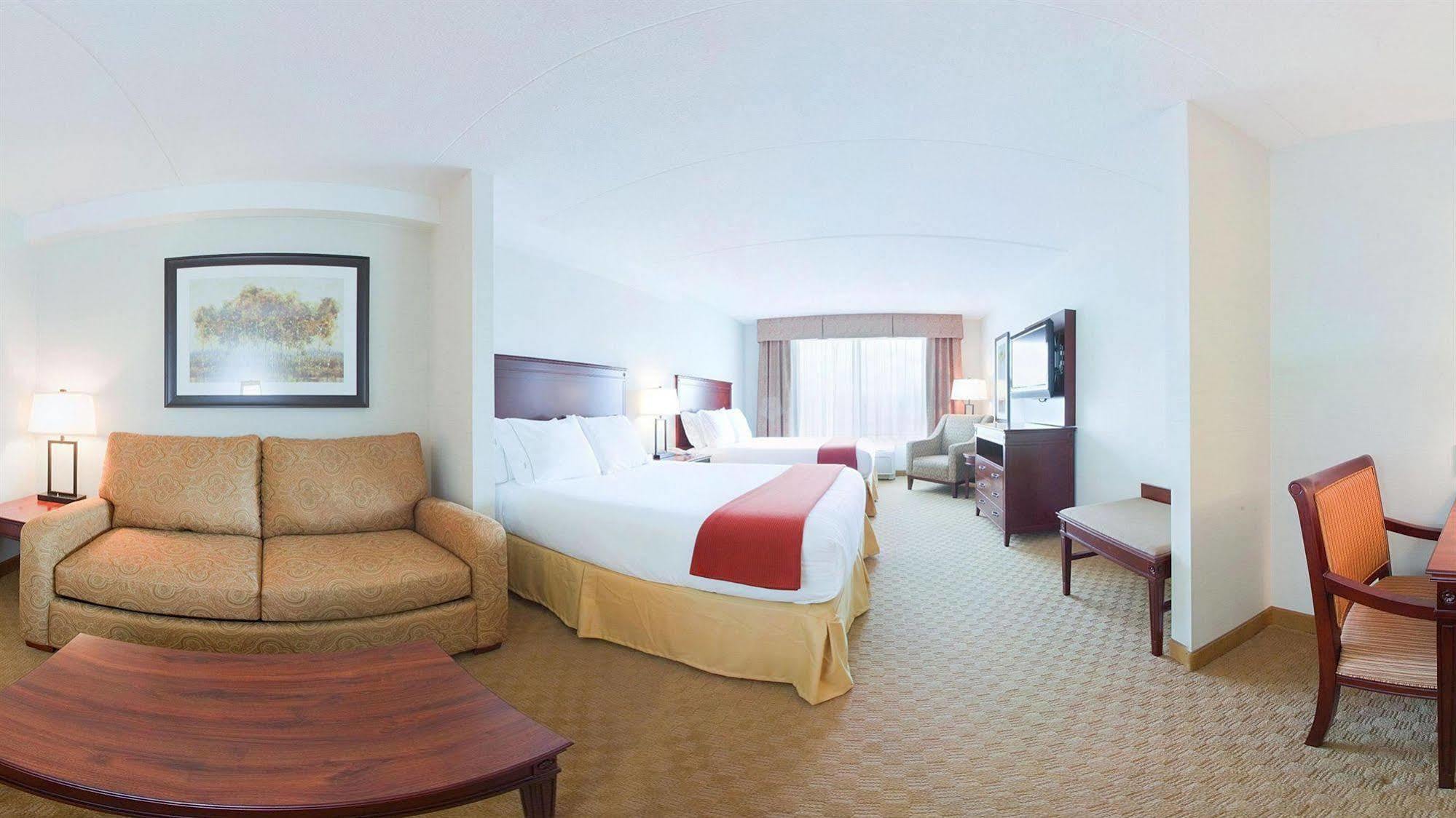 Holiday Inn Express Hotel & Suites Brockville By Ihg Exterior foto