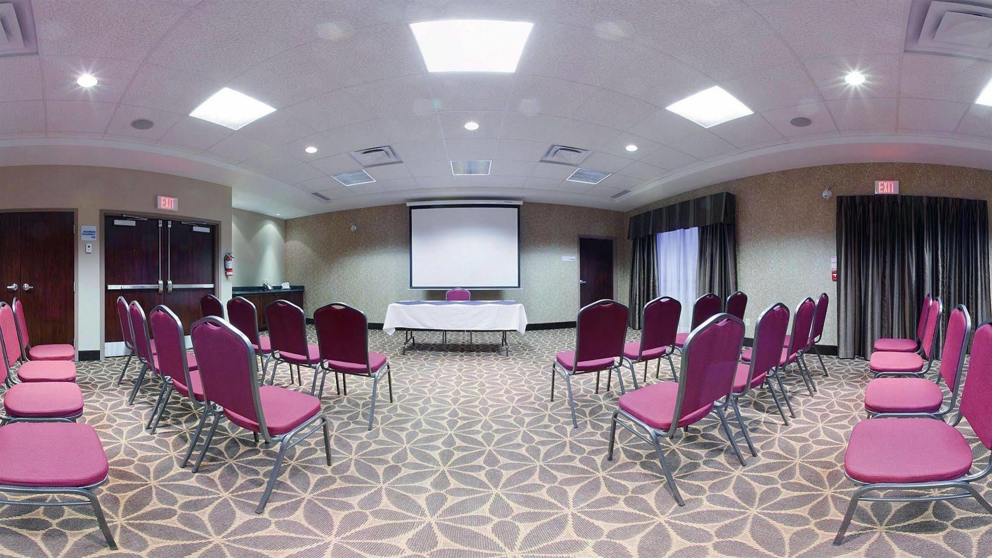 Holiday Inn Express Hotel & Suites Brockville By Ihg Exterior foto